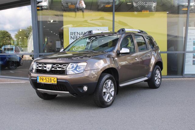 Dacia DUSTER 1.2 TCe 4x2 Lauréate | TREKHAAK | PARKEERSENSOREN | CRUISE CONTROL | AIRCONDITIONING | BLUETOOTH RADIO