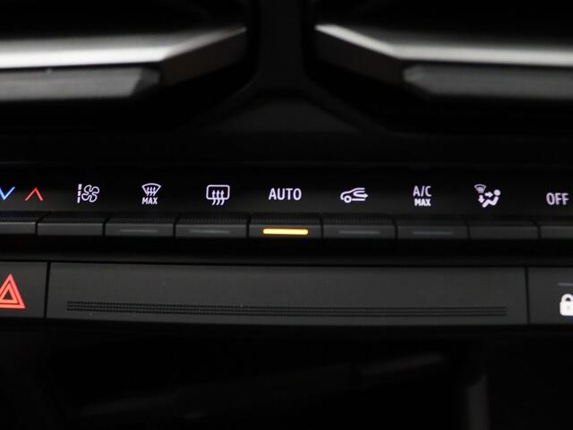 Dacia DUSTER 1.8 hybrid 155 limited edition 360° Camera | Adapt. Cruise | Parkeersens. v+a | Stoel-/stuur-/voorruitverw.