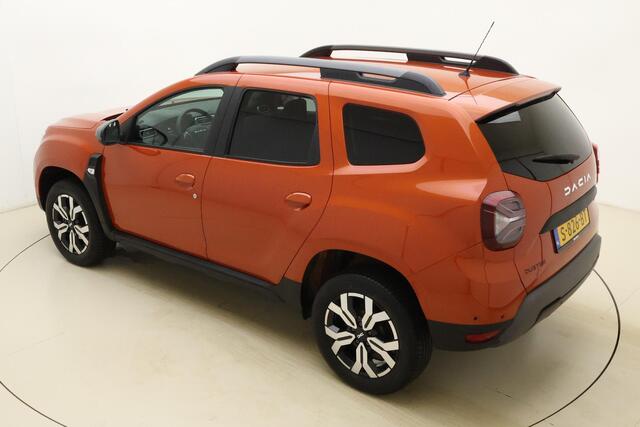 Dacia DUSTER 1.3 TCe 150 Journey Automaat | Navigatie | Camera | Keyless | Dakrails | Weinig kilometers | Hoge instap | Lichtmetalen velgen