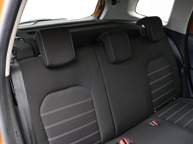 Dacia DUSTER TCe 100pk Bi-Fuel Comfort | Dealer onderhouden | Stoelverwarming | 360 graden camera | Trekhaak | Climate Control | Dodehoek detectie |