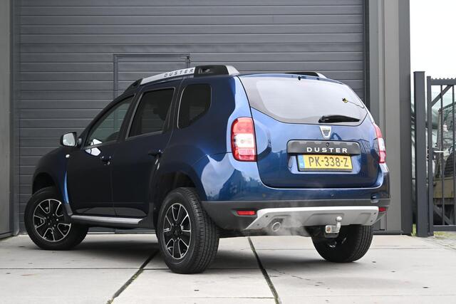 Dacia DUSTER TCe 130 4x2 Blackshadow | TREKHAAK | CAMERA | STOELVERWARMING | NAVI | LEDER | CRUISE CONTROL | AIRCO | PDC | LMV