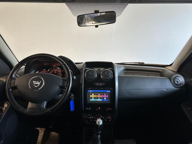 Dacia DUSTER 1.2 TCe 4x2 Blackshadow | NAVIGATIE | ACHTERUITRIJCAMERA | CRUISE CONTROLE | AIRCO