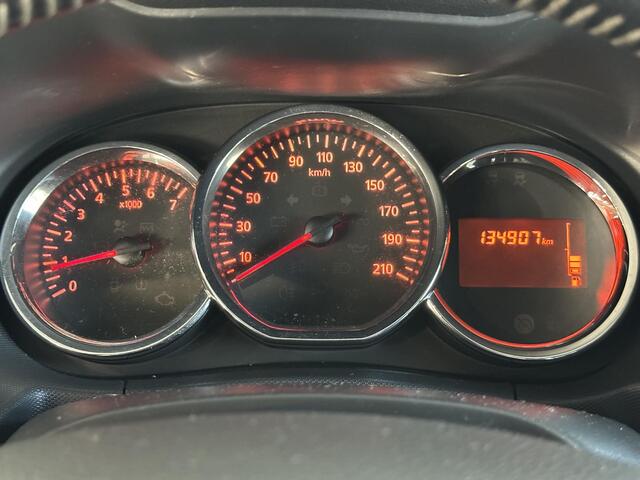 Dacia DUSTER 1.2 TCe 4x2 Blackshadow | NAVIGATIE | ACHTERUITRIJCAMERA | CRUISE CONTROLE | AIRCO