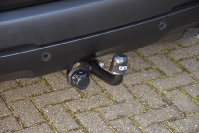 Dacia DUSTER 1.0 TCe Essential | Trekhaak | Cruise control | Volledig onderhouden |