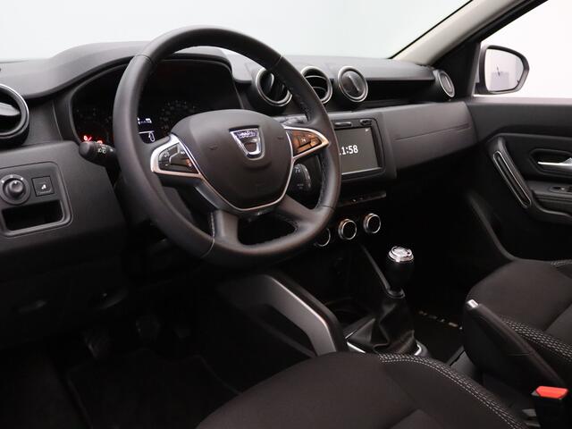 Dacia DUSTER 1.3 TCe Prestige 150pk 360° Camera | Cruise | Parkeersens. v+a | Stoelverw. | Trekhaak