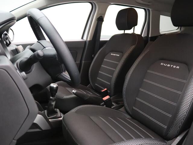 Dacia DUSTER 1.3 TCe Prestige 150pk 360° Camera | Cruise | Parkeersens. v+a | Stoelverw. | Trekhaak