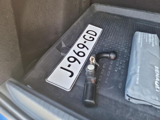 Dacia DUSTER 1.3 TCe Serie Limitee 15th Anniversary | Trekhaak | 360º Camera | Navigatie |