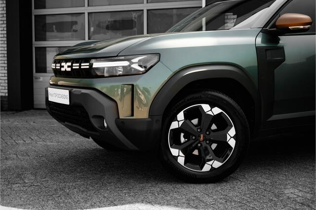 Dacia DUSTER 1.2 TCe 130 PK mild hybrid 4x4 Extreme | trekhaak | all season banden | 360 camera | 4x4 | 1500kg aanhanger gewicht