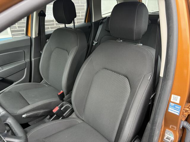 Dacia DUSTER 1.6 SCe Prestige, airco, trekhaak, apple/android