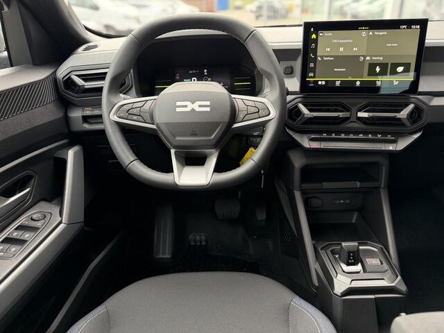 Dacia DUSTER 1.8 hybrid 155 expression NU 7 JAAR GARANTIE! / PACK WINTER / PACK MEDIA NAV / METALLIC LAK