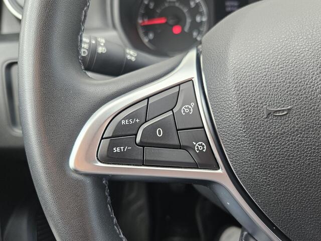 Dacia DUSTER 1.3 TCe Prestige / Trekhaak (1500KG) / Achteruitrijcamera / Apple Carplay & Android Auto / Dealer Onderhouden / 1e Eigenaar / Climate Control / Navigatie / Cruise Control /