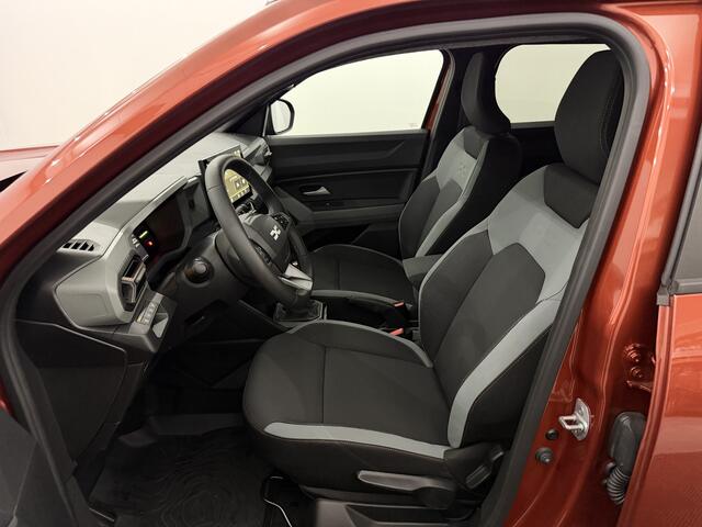 Dacia DUSTER 1.2 TCe 130 mild hybrid Extreme Camera, Apple carplay, A start stop, Cruise control, Cruise control, Virtual desk, Winterpakket 2 jaar garantie