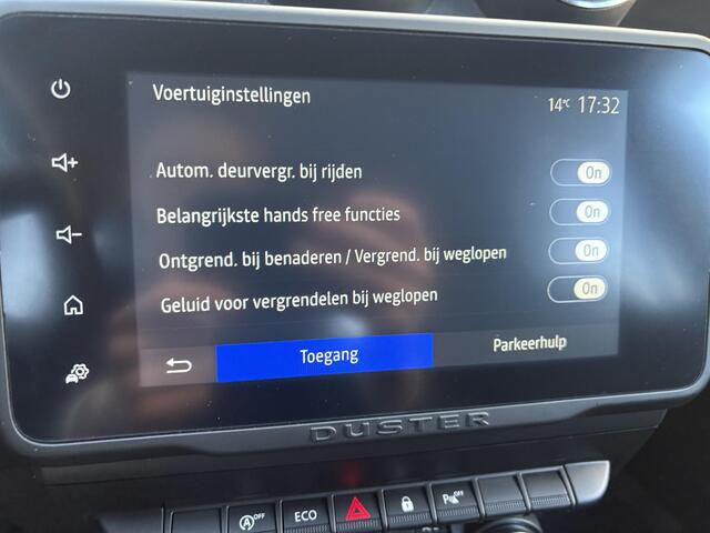 Dacia DUSTER 1.0 TCe Bi-Fuel Prestige | NAP | Trekhaak | Navigatie | Achteruitrijcamera | LED | Stoelverwarming | Climate Control | Key-less | Cruise Control | Lichtmetaal |