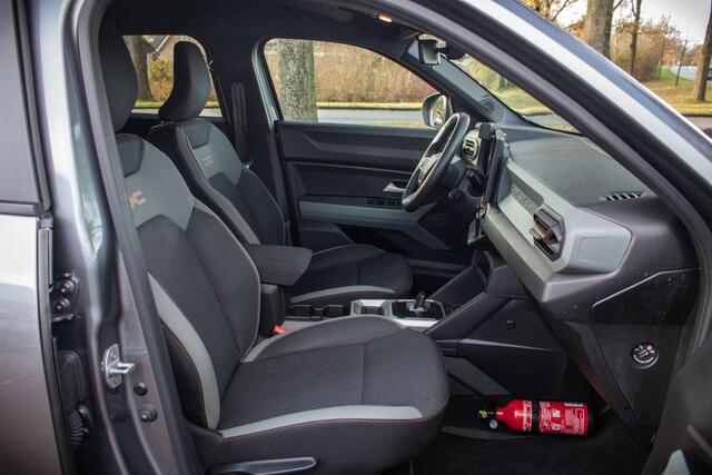 Dacia DUSTER extreme hybrid 140 I Automaat I Navigatie