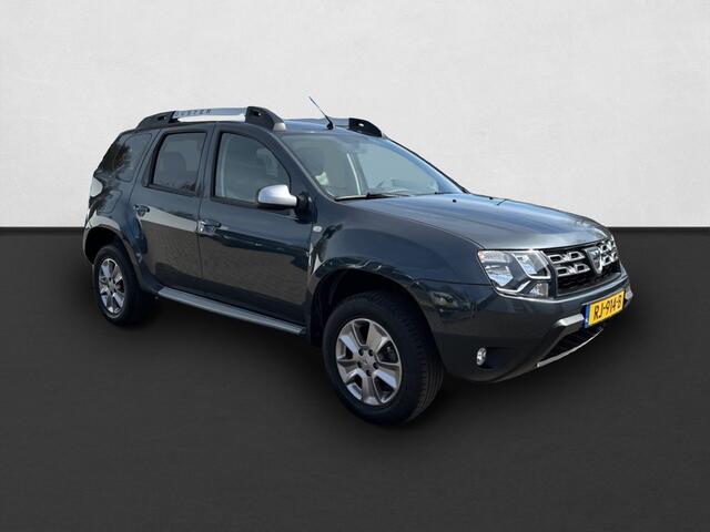 Dacia DUSTER 1.2 TCe 4x2 Lauréate PDC ACHTER / NAVI / CRUISE