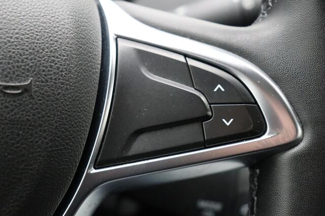 Dacia DUSTER TCe 100pk Bi-Fuel Comfort | LPG G3 | Zeer voordelig tanken | ABD Dealer onderhouden | Trekhaak | Navigatie | Cruise control | Lichtmetalen velgen | Airco |