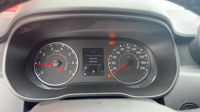 Dacia DUSTER 1.2 TCe Prestige 1STE EIG / TREKHAAK / KEYLESS / 360GR CAMERA / NAVI / CLIMA / PDC / BLUETOOTH / CRUISE / DAB+ / NL-AUTO