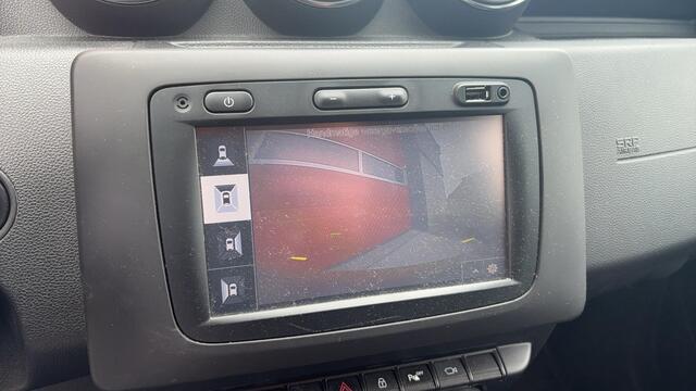 Dacia DUSTER 1.2 TCe Prestige 1STE EIG / TREKHAAK / KEYLESS / 360GR CAMERA / NAVI / CLIMA / PDC / BLUETOOTH / CRUISE / DAB+ / NL-AUTO