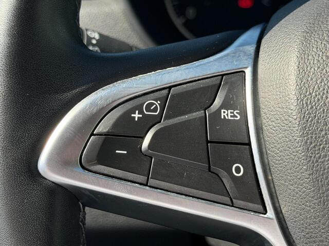 Dacia DUSTER 1.3 TCe Tech Road / Trekhaak 1500 KG / Navigatie / Camera / Cruise Control / Airco / Apple CarPlay/Android Auto /