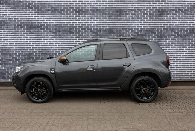 Dacia DUSTER 1.3 TCe 150 EDC Extreme | Trekhaak | 360 Graden Camera | Stoelverwarming | Climate Control | Keyless Entry | LED Koplampen | Lichtmetalen Velgen 17 inch | Navigatie | Apple Carplay | Android Auto
