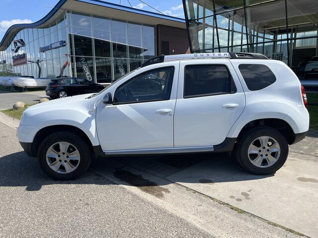 Dacia DUSTER 1.2 TCe 4x2 Prestige 126PK / Airco / Cruise / 2e Pinksterdag open 09.30 - 17.00 uur