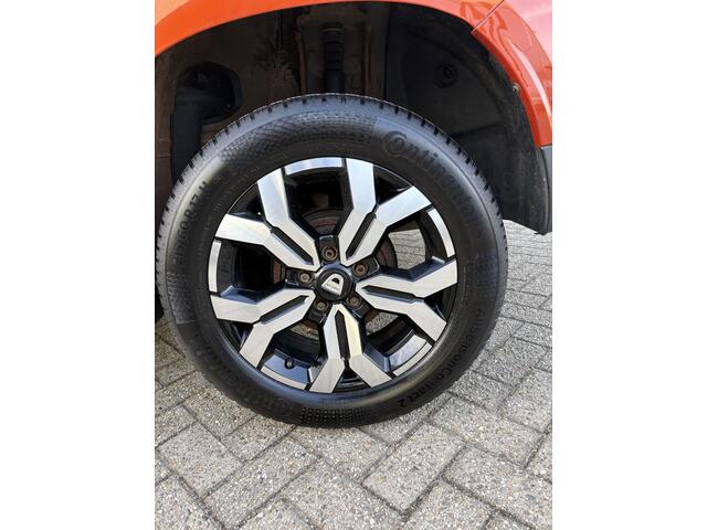 Dacia DUSTER 1.0 TCe Bi-Fuel Prestige | navigatie | climate control | 360 camera
