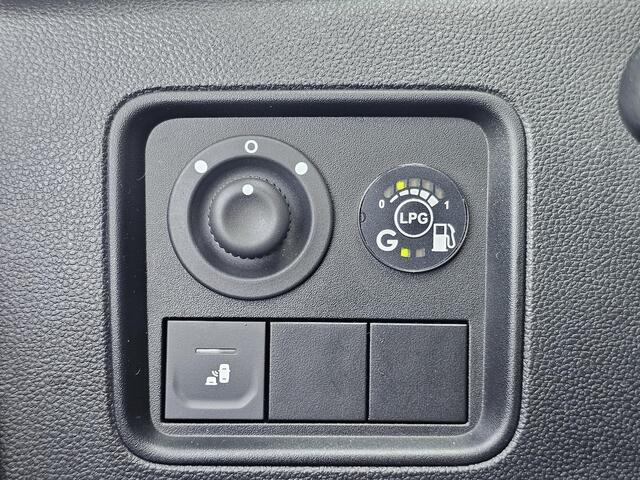 Dacia DUSTER 1.0 TCe Bi-Fuel Prestige 2de eigenaar | Achteruitrijcamera | Airco | Cruise control | Trekhaak |