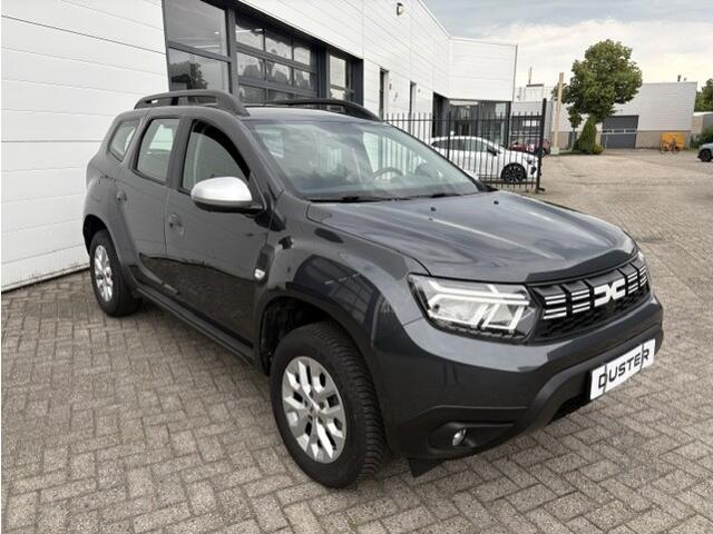 Dacia DUSTER 1.0 TCe 100 pk Bi-Fuel Expression | Trekhaak | 4 seizoensbanden | Camera achter | Stoelverwarming voor |