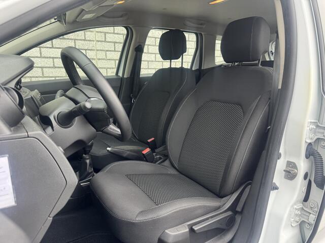 Dacia DUSTER 1.0 TCe Bi-Fuel Comfort | Trekhaak | Navigatie | Cruise Control | Bluetooth |