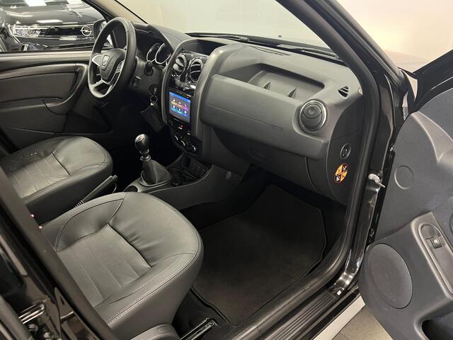 Dacia DUSTER 1.2 TCe 4x2 Blackshadow / Navi /