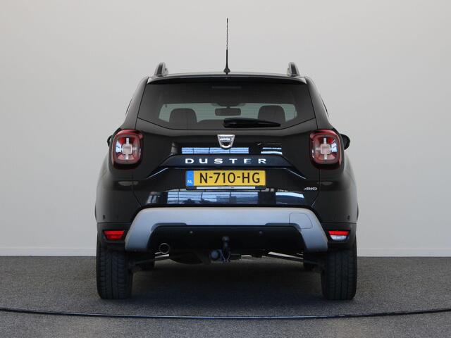 Dacia DUSTER 1.3 TCe 4x4 Prestige | Trekhaak 1500kg geremd | Lederen bekleding | Cimate control | Achteruitrijcamera | Dodehoek detectie |