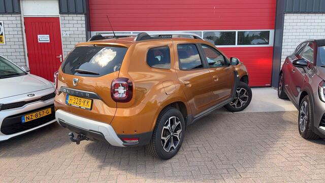 Dacia DUSTER 1.0 TCe Prestige CAMERA / TREKHAAK / AIRCO / LED / CRUISE / CARPLAY / DAB / NAVI / LMV