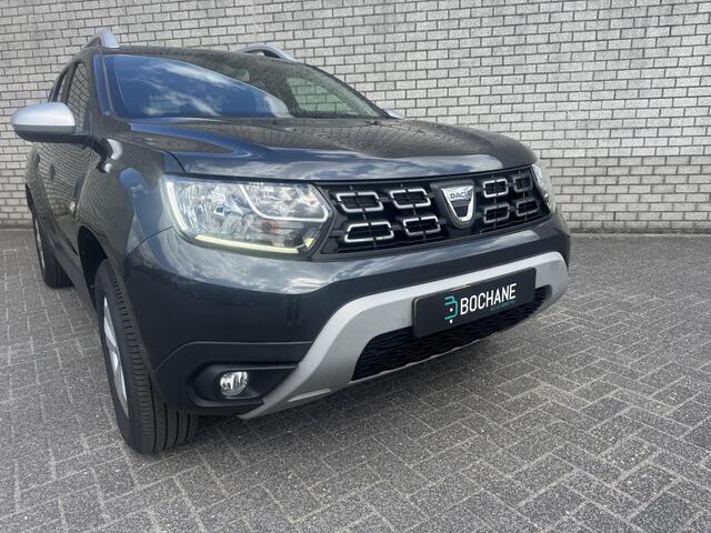 Dacia DUSTER 1.2 TCe Comfort | Trekhaak | Stoelverwarming | Achteruitrijcamera | Navigatie |