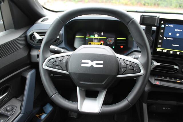 Dacia DUSTER Hybrid 140 Journey | Winter Pack | Around Viewmonitor | Apple CarPlay & Android Auto | DEMO VRAAG NAAR DE BESCHIKBAARHEID