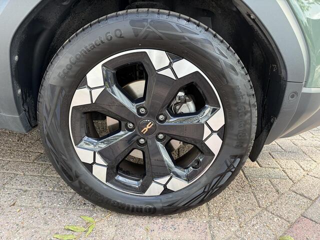Dacia DUSTER 1.6 Hybrid 140 Extreme Trekhaak Techno Camera Stoe