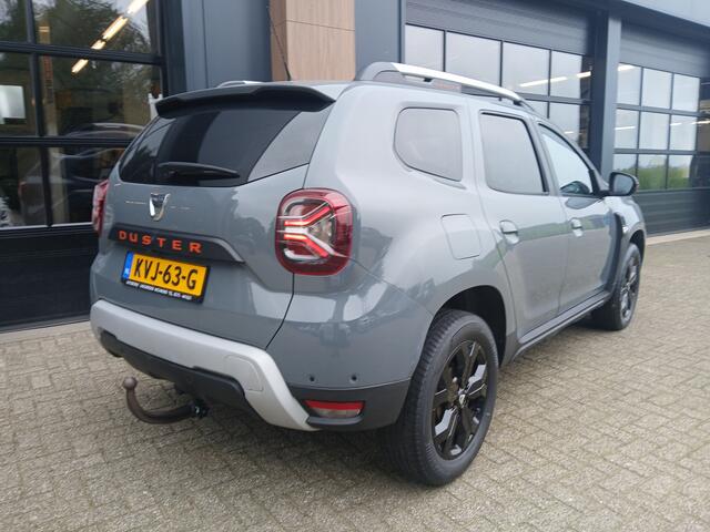 Dacia DUSTER 1.3 TCe 150pk automaat / trekhaak / camera / apple carplay / android auto