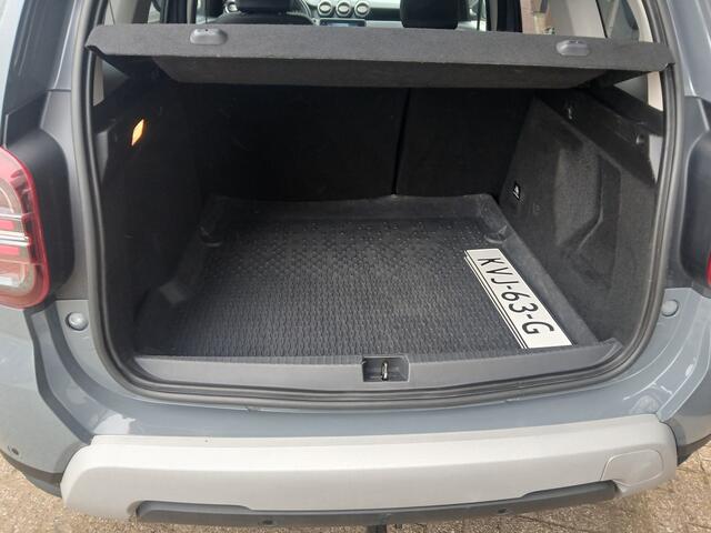 Dacia DUSTER 1.3 TCe 150pk automaat / trekhaak / camera / apple carplay / android auto
