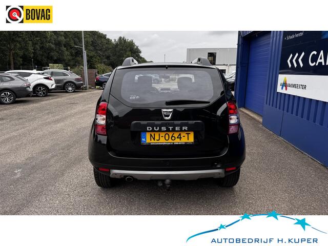 Dacia DUSTER 1.2 TCe 4x2 Blacksh. | Trekhaak | Airco | Camera |