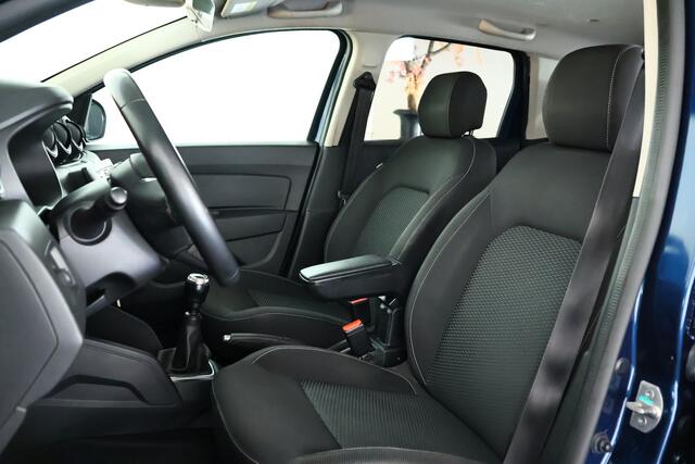 Dacia DUSTER 1.2 TCe Comfort Navi / Cruisecontrol / Bluetooth / Trekhaak