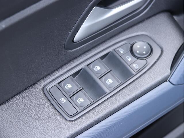 Dacia DUSTER 1.6 Hybrid 140 Journey AUTOMAAT / NAVI / ALLE OPTIES