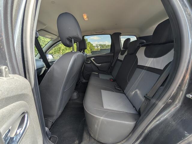 Dacia DUSTER 1.2 TCe 4x2 Série Limitée Robust | Trekhaak | Bullbar | Stoelverw. | PDC | Airco