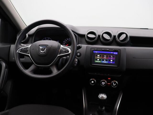 Dacia DUSTER TCe 125pk Prestige | Bullbar | Navigatie | Cruise control | Climate Control |