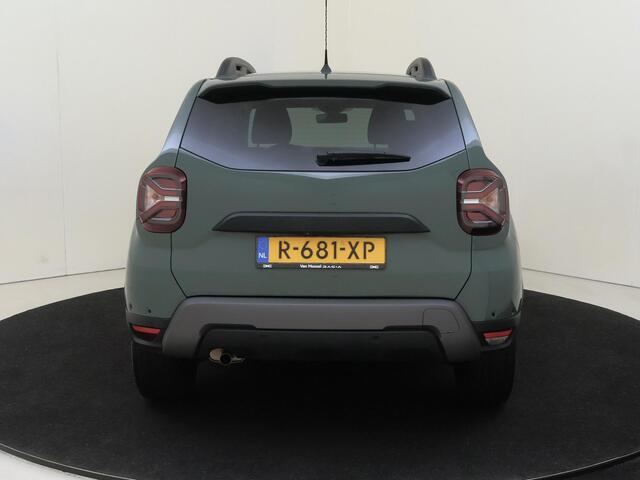 Dacia DUSTER 1.0 TCe 100 PK ECO-G Journey | Apple Carplay/Android Auto | cruise control | dodehoek detectie | electronic climate control | LED koplampen | lichtmetalen velgen 17" | navigatiesysteem |