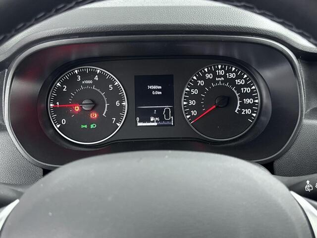 Dacia DUSTER 1.0 TCe Bi-Fuel Prestige 100PK | Trekhaak | Navigatie | Achteruitrijcamera | Climate Control | Apple CarPlay & Android Auto