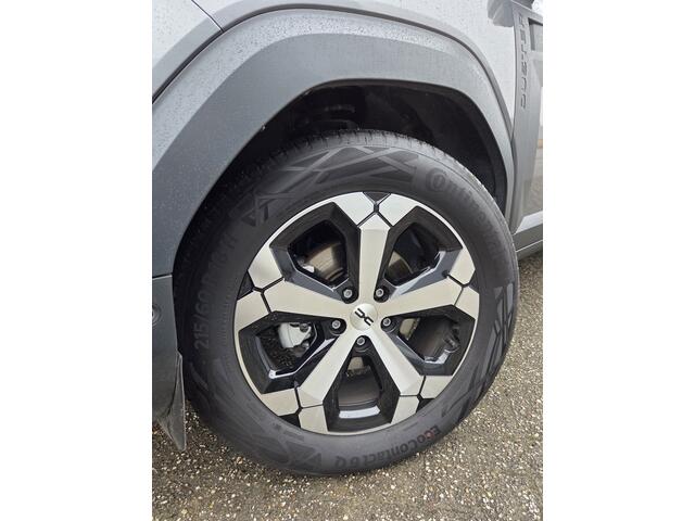 Dacia DUSTER 1.6 Hybrid 140 PK Journey | Pack winter | 360 graden camera | Gris Shiste | 18'' Velgen |