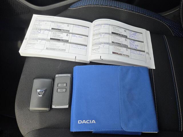 Dacia DUSTER 1.3 TCe Serie Limitee 15th Anniversary / 1e Eigenaar / Dealer Onderhouden / Afn. Trekhaak / Carplay / Android Auto / Camera / Dakdragers / – foto 7
