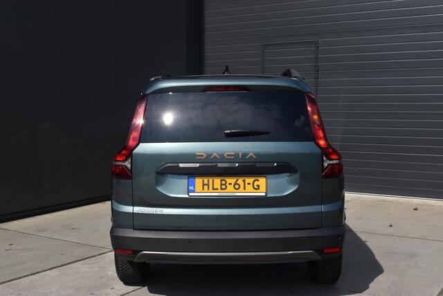 Dacia Jogger TCe 110 Extreme | 7 PERSOONS | CAMERA | NAVI | CRUISE CONTROL | STOELVERWARMING | ALL-SEASONBANDEN | CLIMATE CONTROL | PDC | LMV