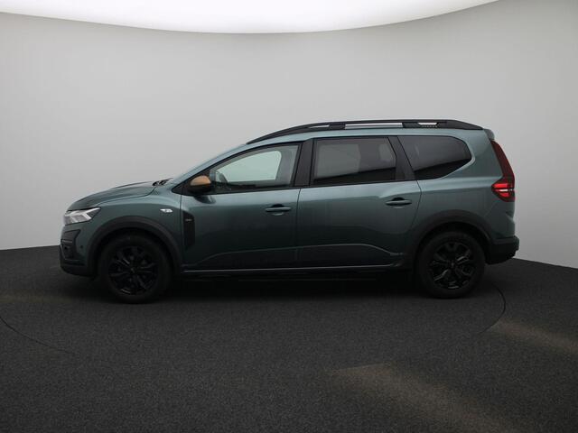 Dacia Jogger 1.0 TCe 100 ECO-G Extreme 5p. | Trekhaak | Pack Extreme | Camera | PDC Voor + Achter | Keyless | 16" LMV | Climate Control | Cruise Control & Snelheidsbegrenzer | Apple Carplay & Android Auto