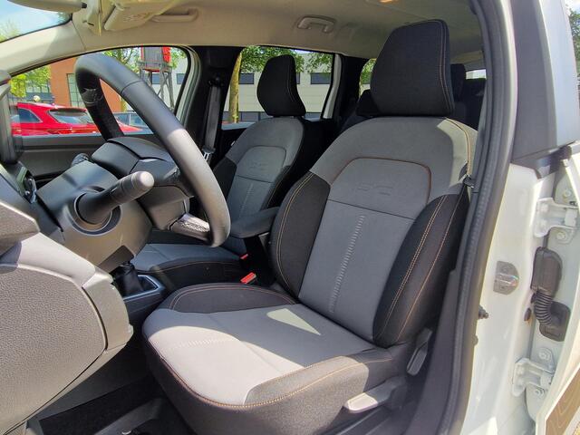 Dacia Jogger 1.0 TCe 110 Extreme 7p. / 1e Eigenaar / Achteruitrijcamera / Parkeersensoren voor + achter / Apple Carplay & Android Auto / Climate Control / Lichtmetalen Velgen / 7 Persoons /