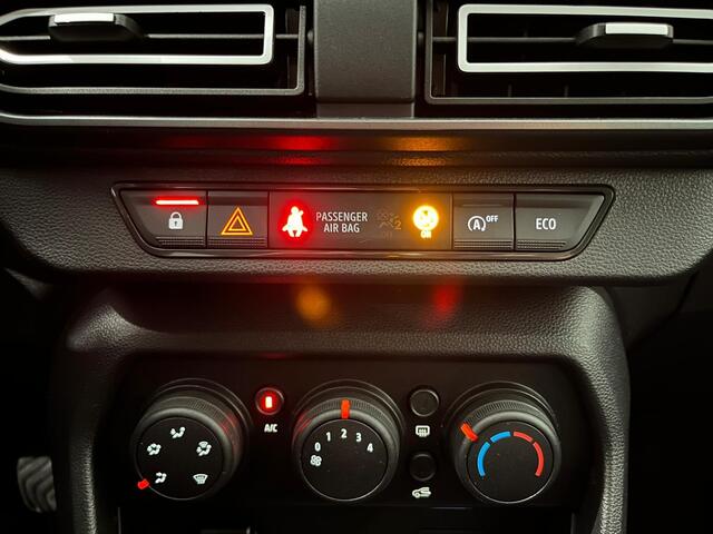 Dacia Jogger 1.0 TCe 110 Expression 7p. | 7-persoons | Navigatie | Dodehoekdetectie | Parkeersensoren voor, achter en achteruitrijcamera | Apple Carplay/Android Auto